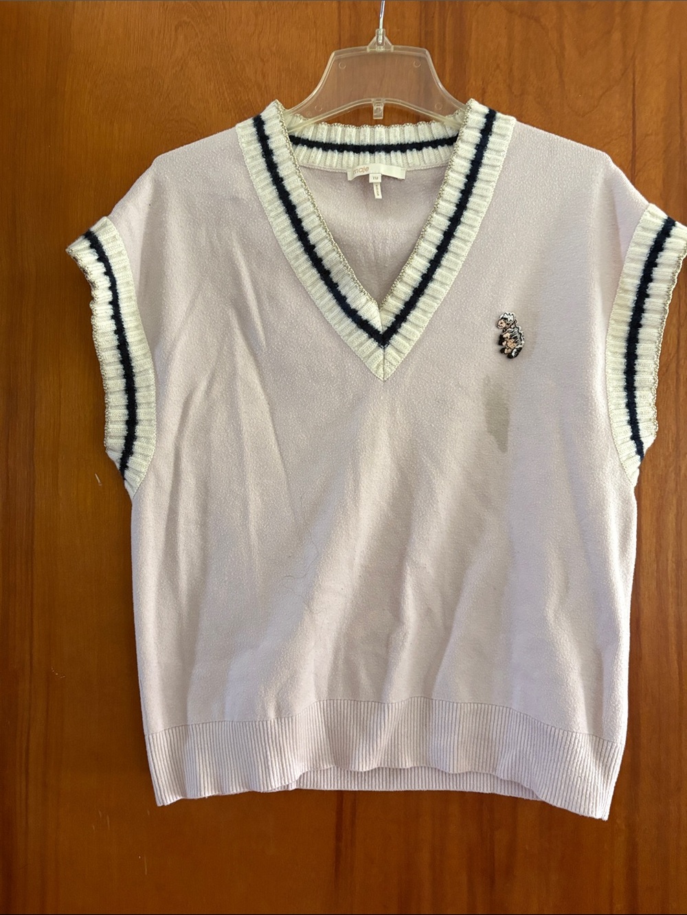 Maje Light Lavender V-Neck Sleeveless Knit Top with Navy & Cream Trim